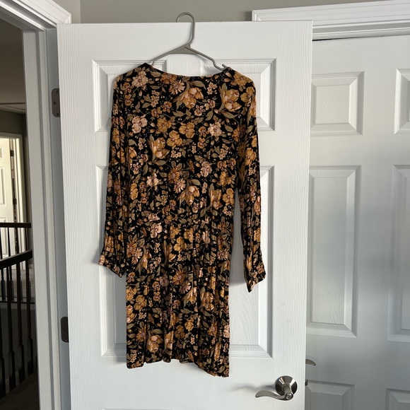 American Eagle - Black/Yellow Floral Dress - Size Large - Picture 2 of 4